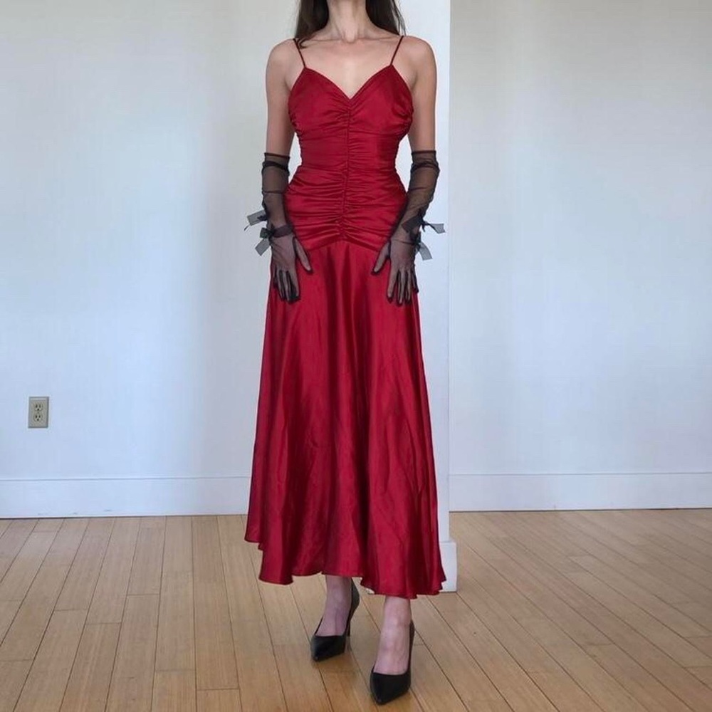 STUNNING vintage 90s red satin gown ♥️